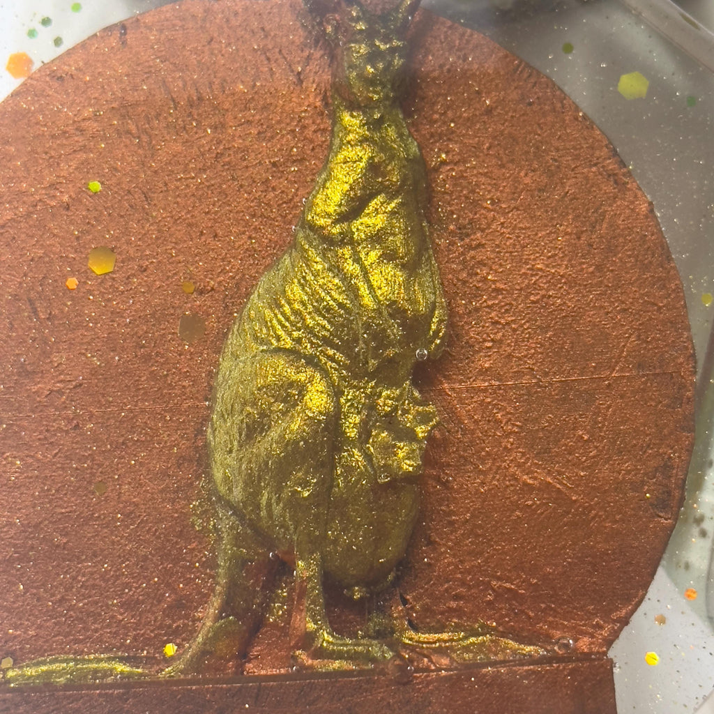 Kangaroo with Joey Resin Coaster – Australian Wildlife Gift