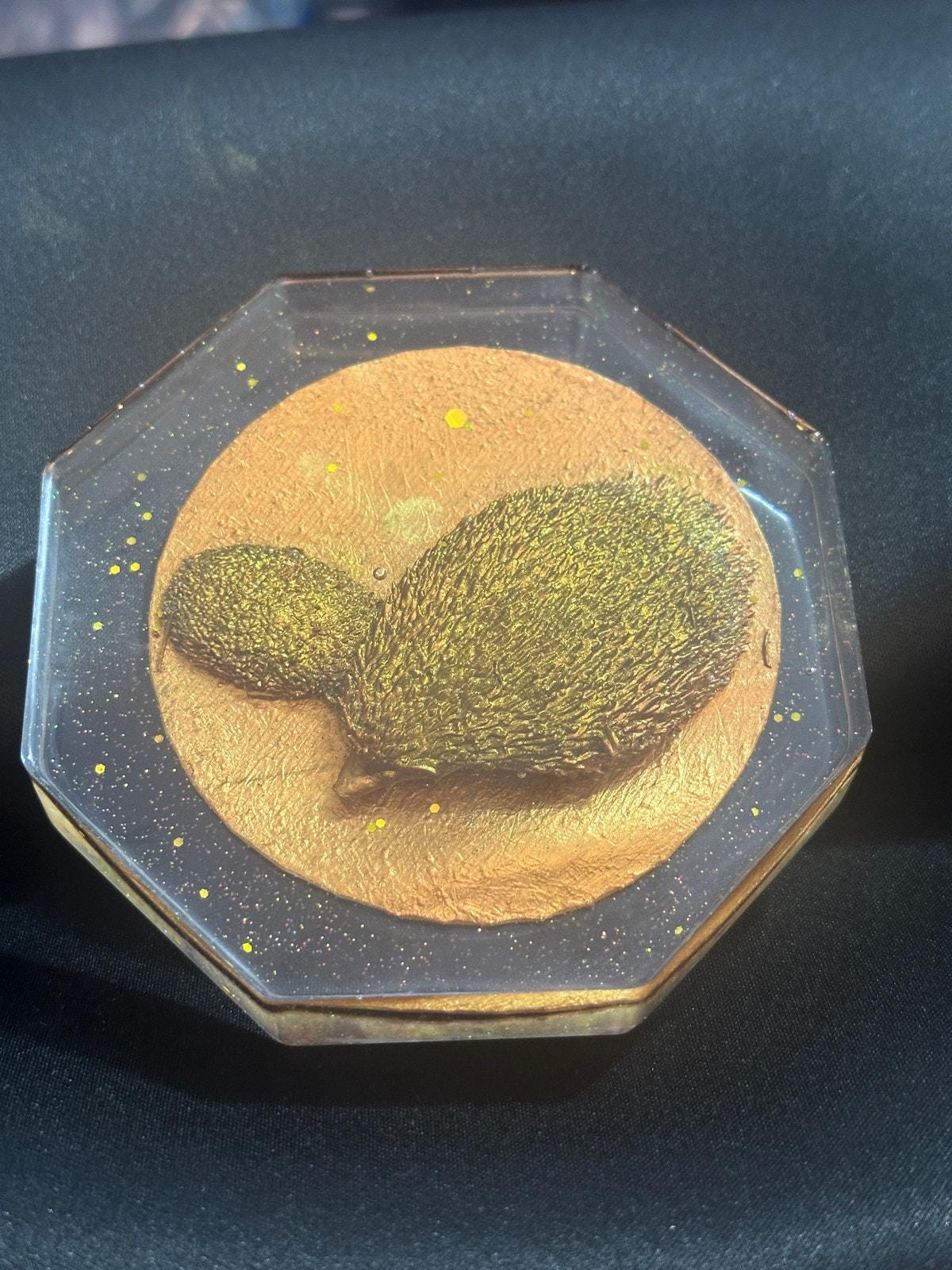 Hedgehog with Baby Sculpture – Handcrafted Animal Figurine | Wildlife Home Décor Gift