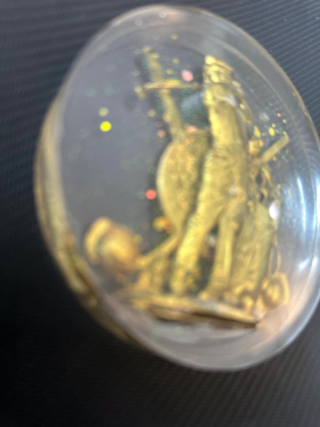 Golf coaster with golfer