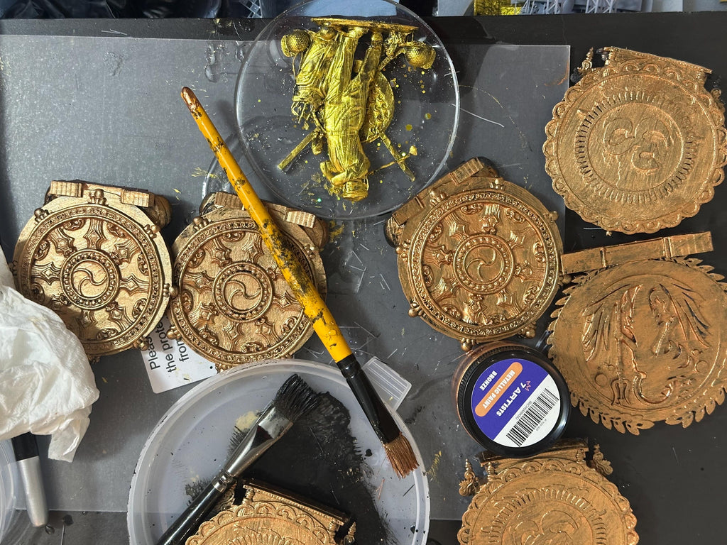 Golf coaster with golfer