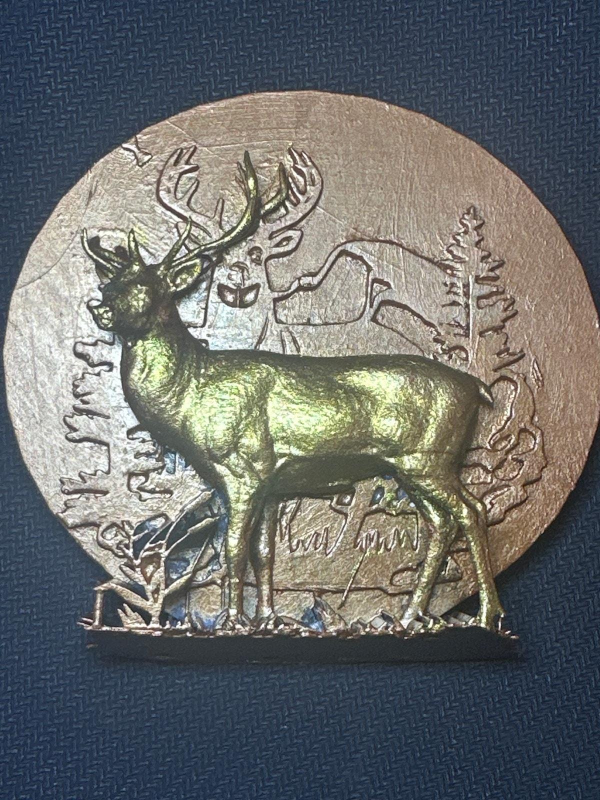 Red Deer Male with Antlers Sculpture – Handcrafted Wildlife Figurine | Rustic Home Décor Gift