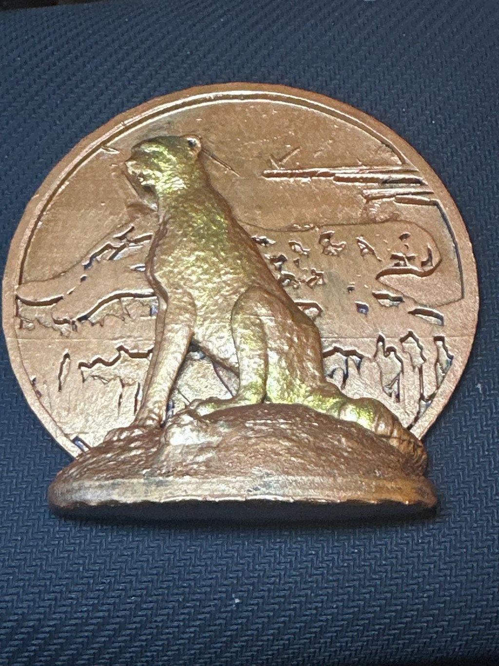 Handcrafted Cheetah Sculpture – Resin Wildlife Art