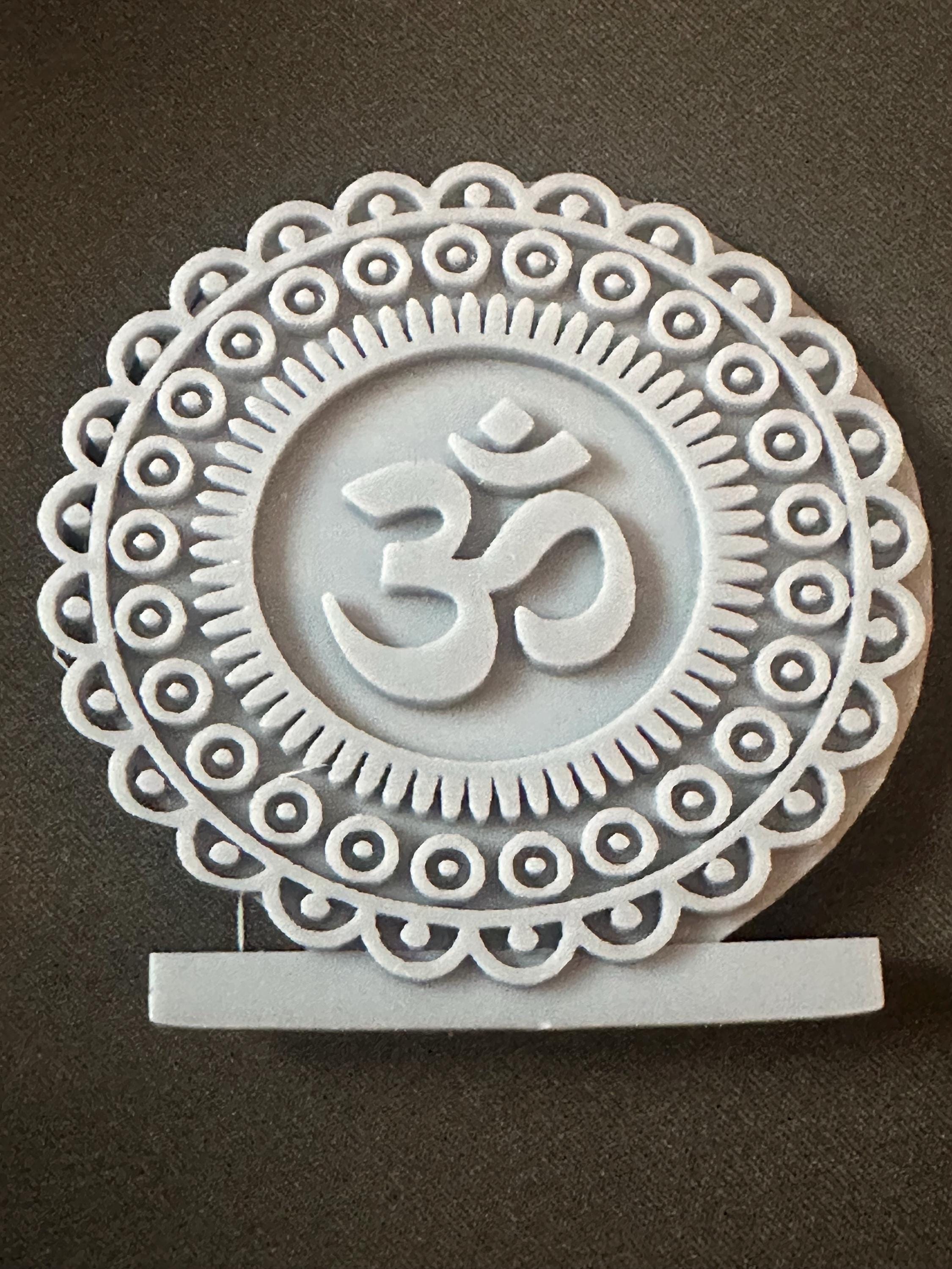 Handmade Goddess Lakshmi with Lord Vishnu 3D Resin Sculpture – Symbol of Prosperity, Wealth & Harmony