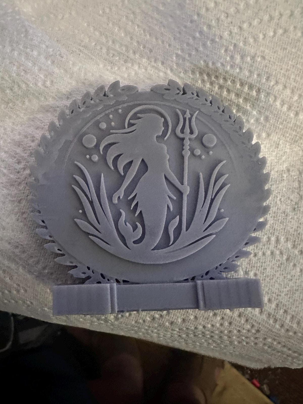 Golden Mermaid Resin Coaster – Ocean Elegance with Fish & Seaweed