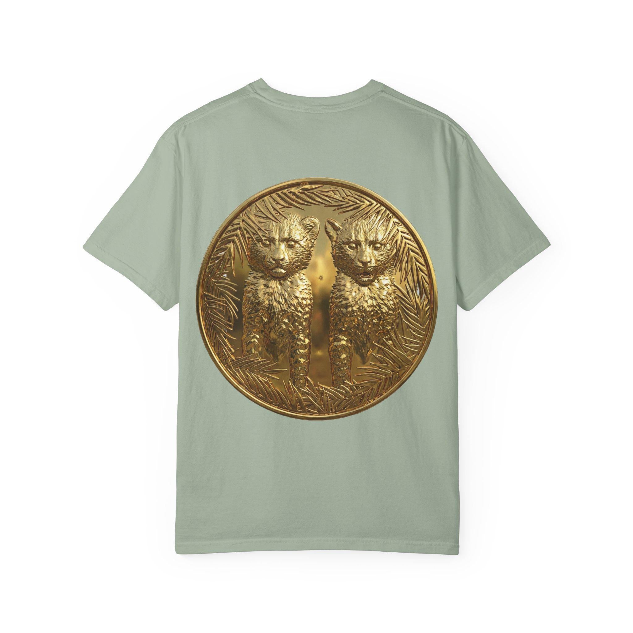 Cheetah Cubs 3D Gold Print T-Shirt Adorable Wildlife Animal Design, Luxury Gold Effect Tee