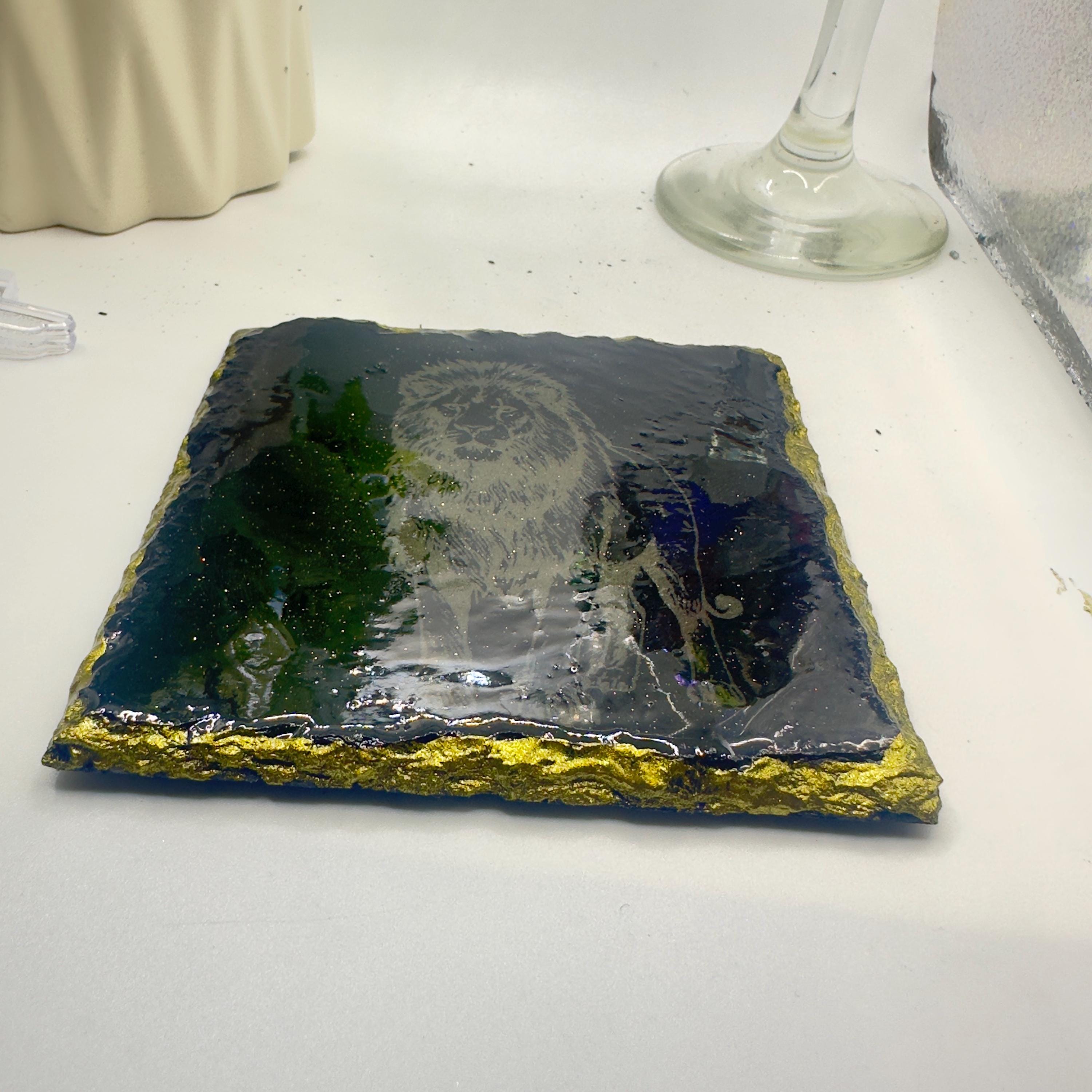Lion Slate Coaster | Gold Rim & Epoxy Finish | Handmade Luxury Decor | Unique Gift for Lion Lovers