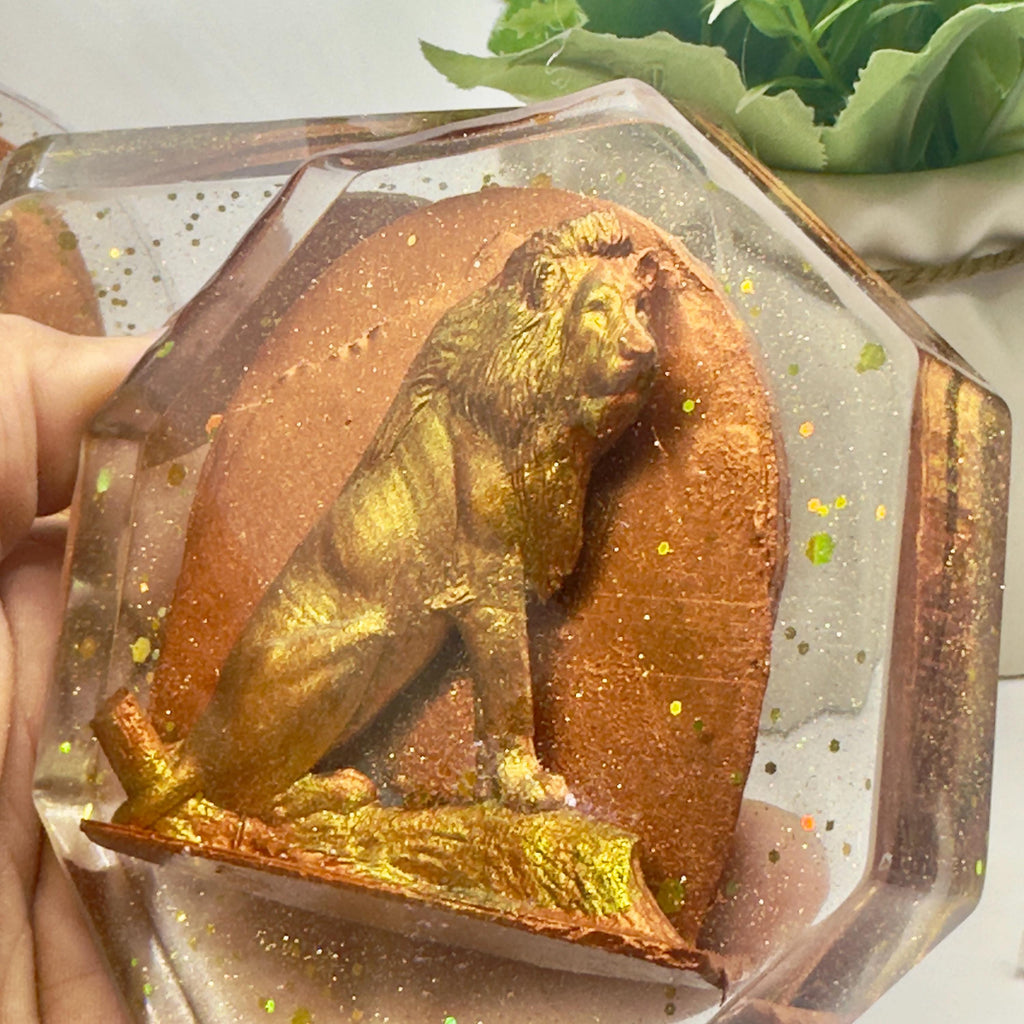 3D Lion Resin Coaster – Handmade Lion Lover Gift, Wildlife Decor, Safari Animal Accessory
