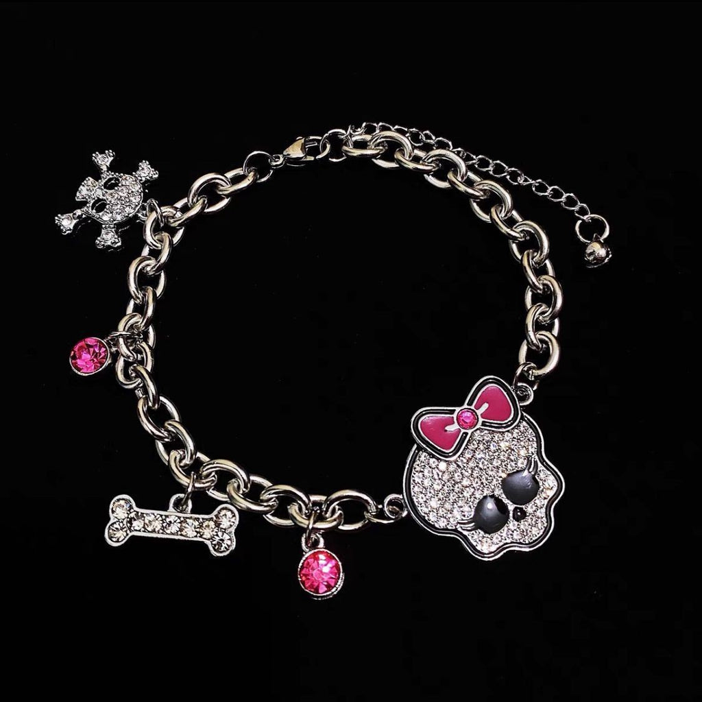 Y2K Skull Bracelet - Gothic Cool Girl Edgy Statement Jewelry