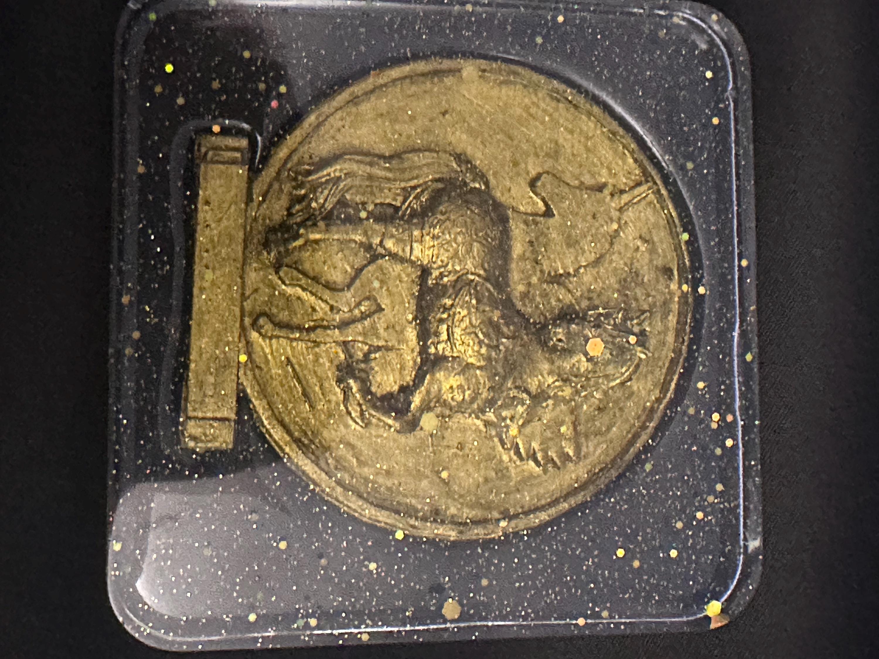 Golden Oriental Unicorn Resin Coaster – Mythical Elegance & Luxury Art