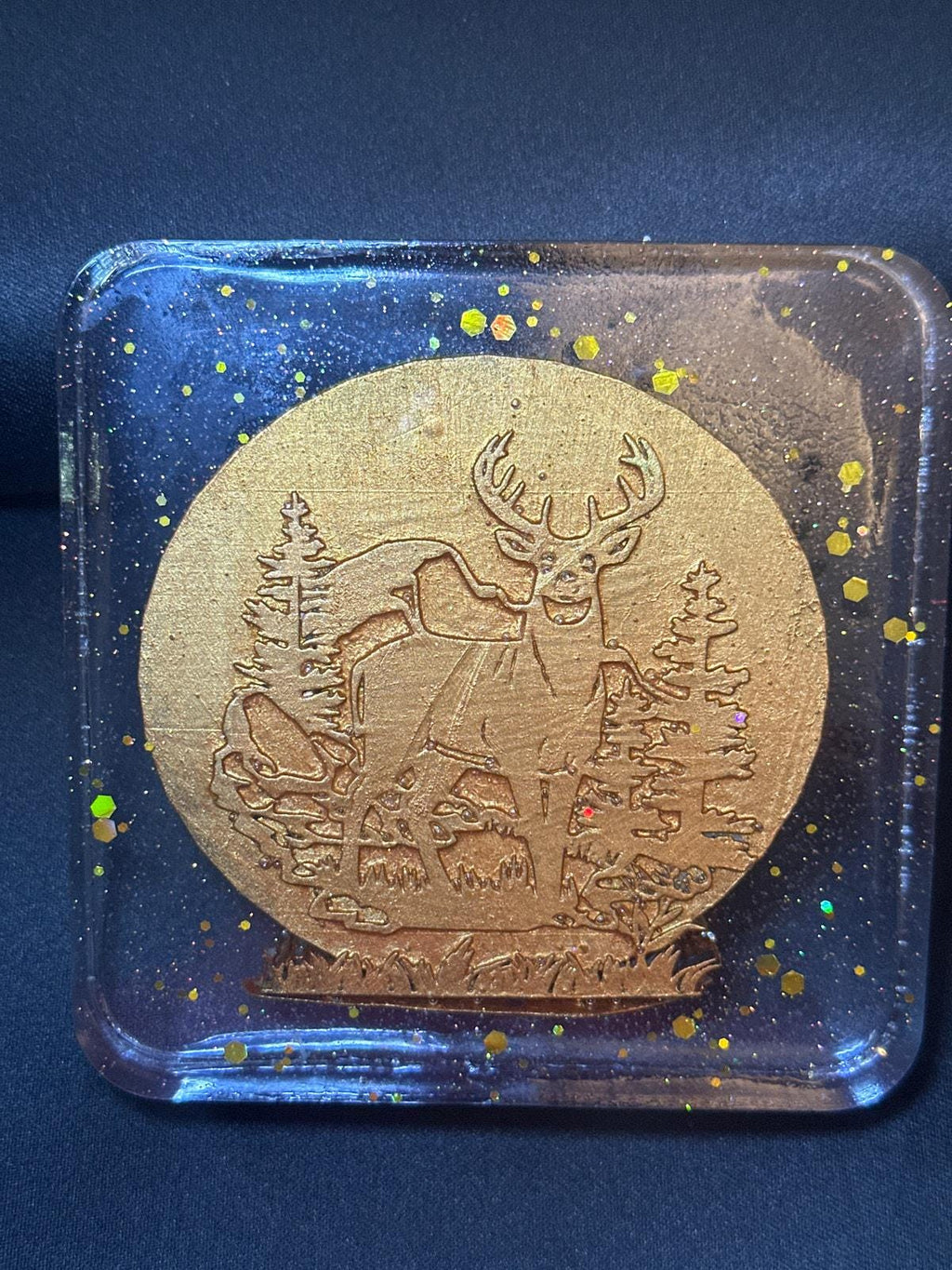 Red Deer Male with Antlers Sculpture – Handcrafted Wildlife Figurine | Rustic Home Décor Gift