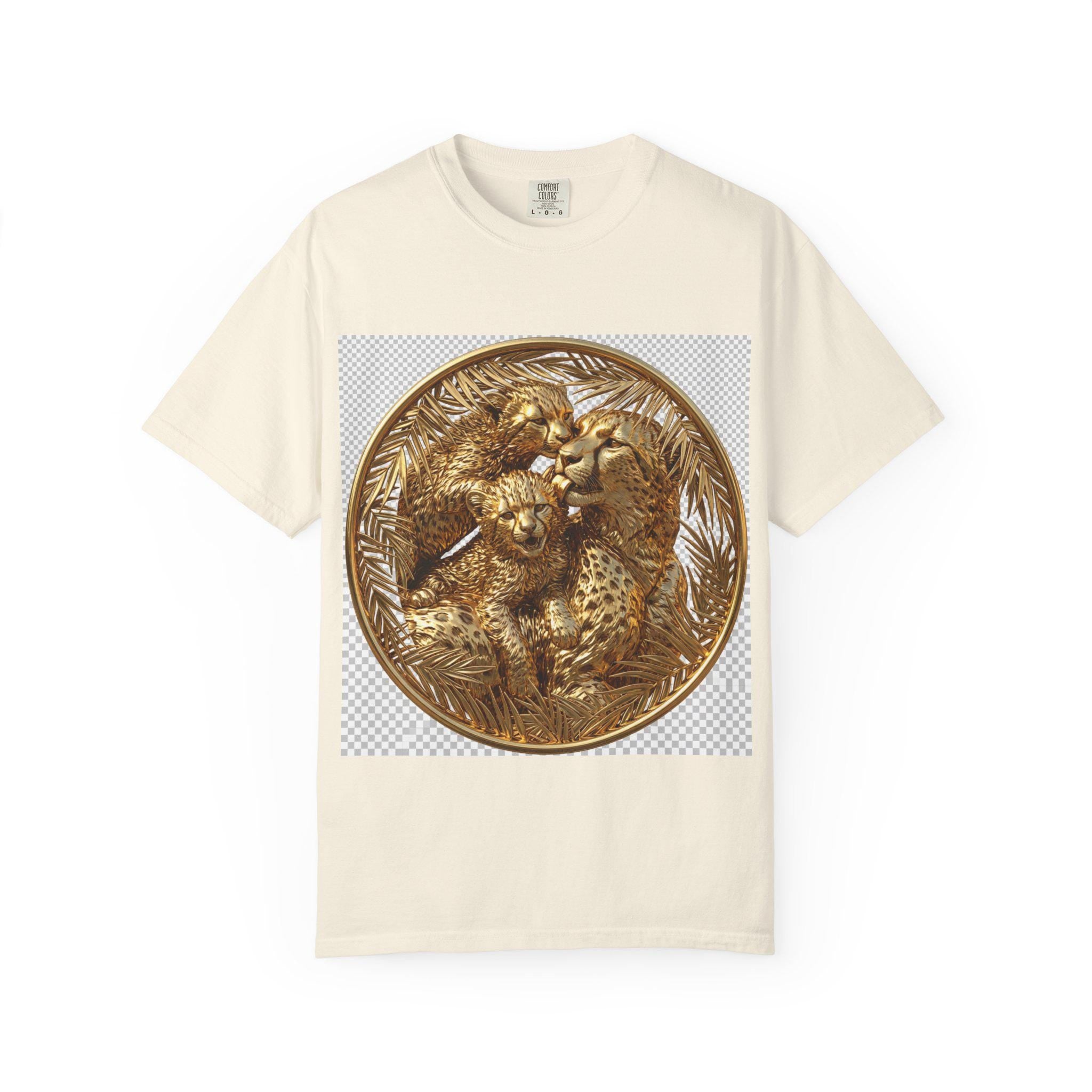 Cheetah Mum & Two Cubs Loving Wildlife Family Moment Gold Print T-Shirt