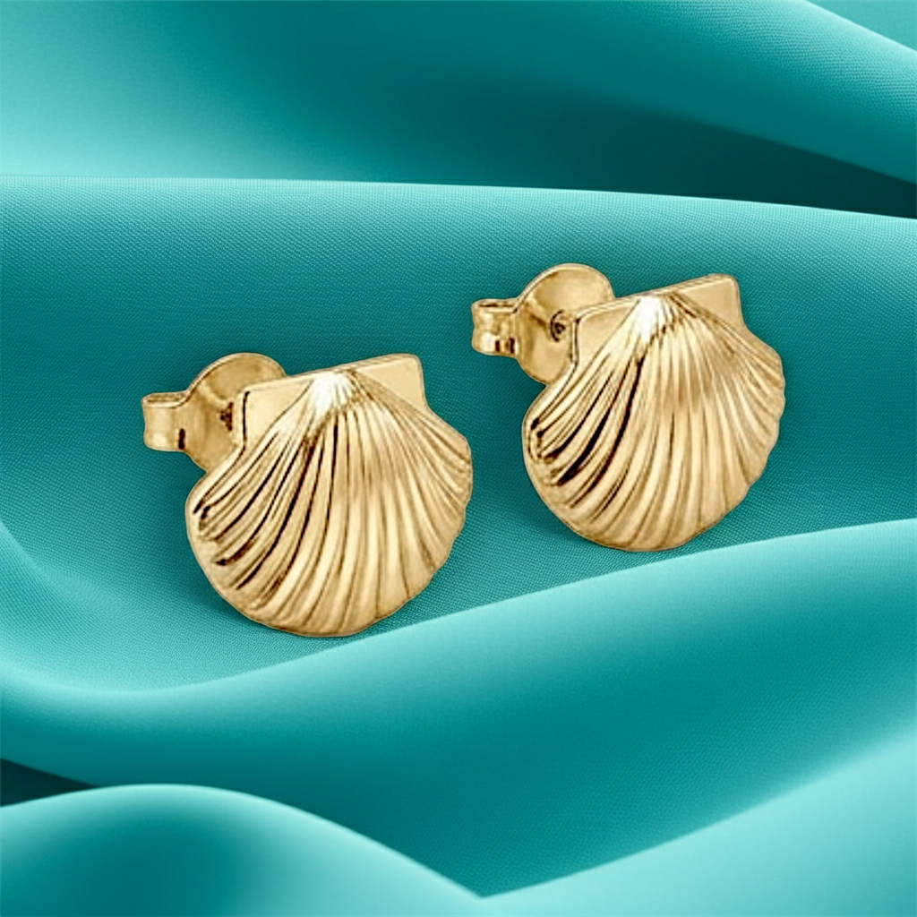 Silver and Bras Shell Stud Earrings, Seashell Earrings, Minimalist Beach Jewelry, Ocean Inspired Studs, Polished Brass Earrings, Summer Jewelry Gift